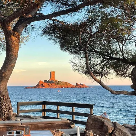 Red Apple Esterel - Sea View - Without Stairs - Wifi - Parking * Saint-Raphaël